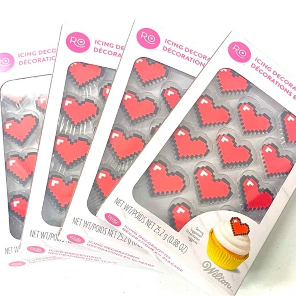 Wilton Pixel Heart Icing Decorations - Red and White